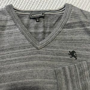 Express V-Neck Sweater men’s M . Great conditions
